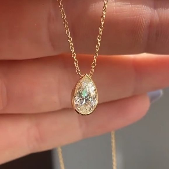 Classic Teardrop Pendant - Picture 2 of 4